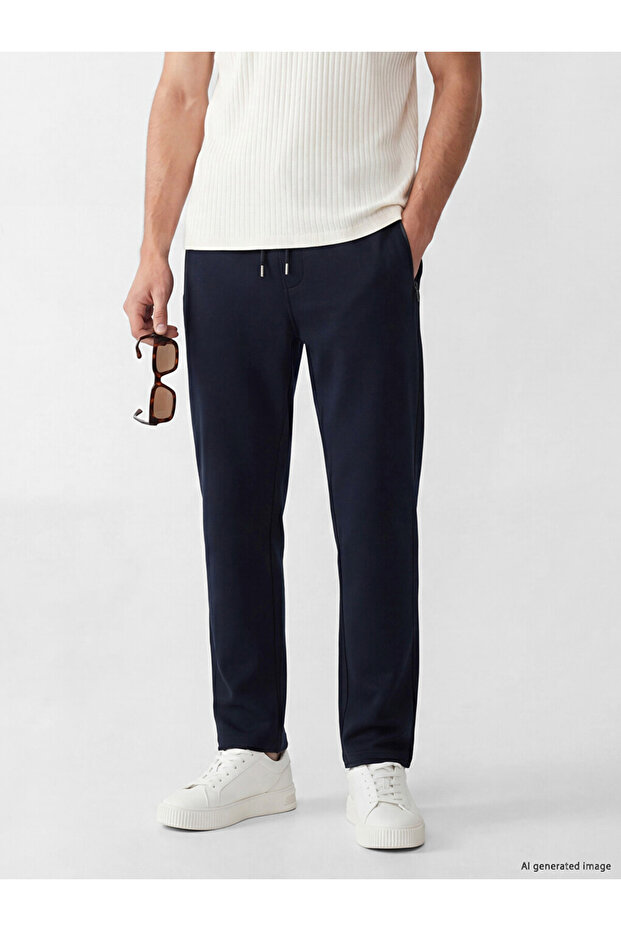 Esvab • Modern & Distinctive Standardfit Men's Sweatpants