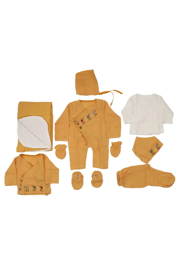Baby Boy Yellow Camel Patterned Pique Blanket Muslin Organic 10 Piece Hospital Discharge Set