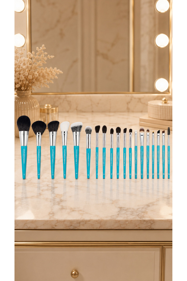 Set de 19 pensule de machiaj Leonrdo basic 5