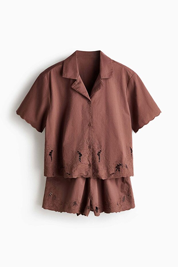 Broderie anglaise pyjamas