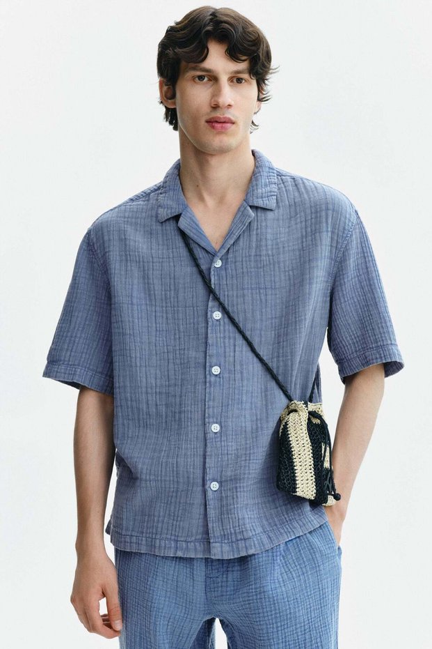 Relaxed Fit Short-sleeved muslin shirt