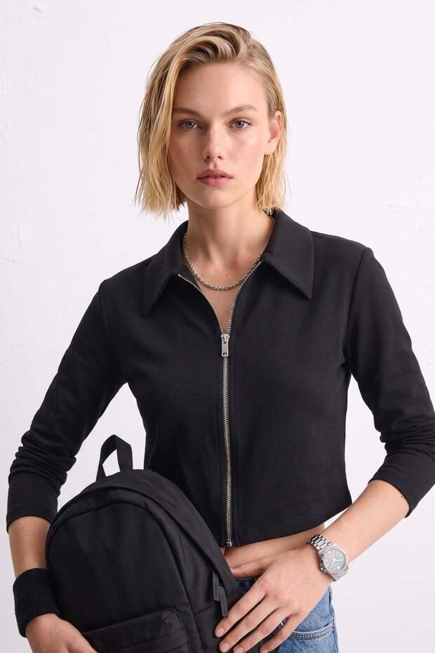 Women's Polo Collar Zippered Sweatshirt - Black