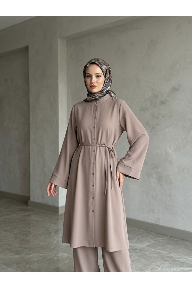 Fake Cuff Judge Collar Suit - Mink