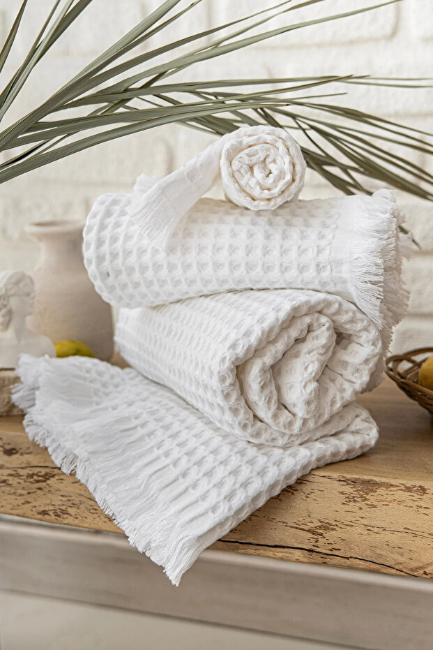 Brano White 100% Cotton 3-Piece Towel Set