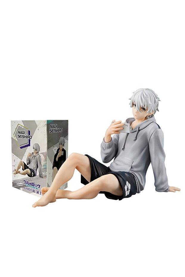 A-with box Anime Merch 9cm BLUE LOCK Action Figures Nagi Seishiro Repaint Ver. Sitting Figuri