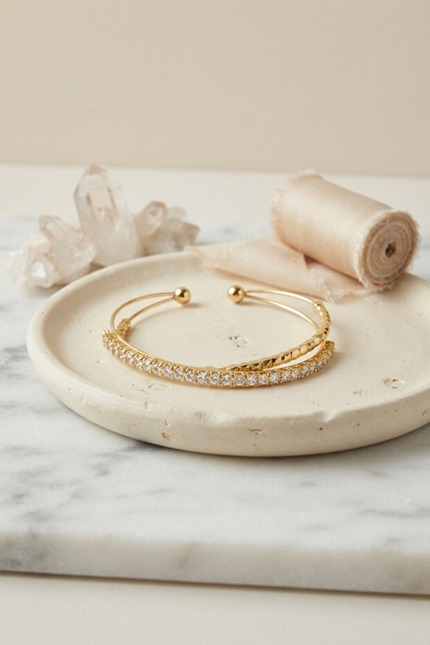 Gold Color Zircon Stone Dorical Model Women's Bracelet