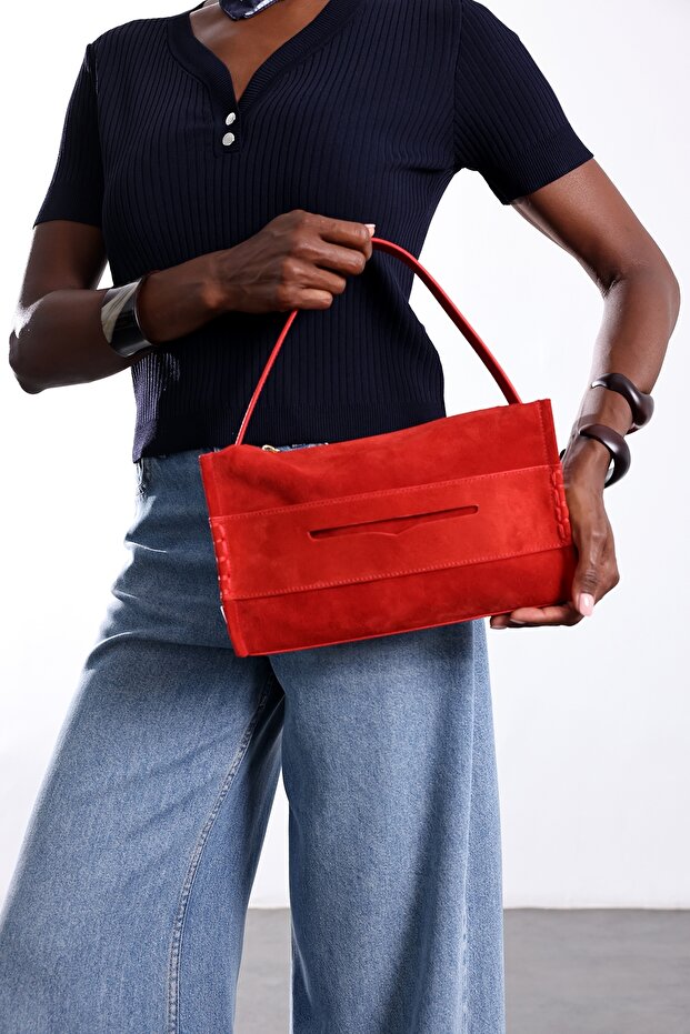 Red Edinburgh Suede Bag 8000
