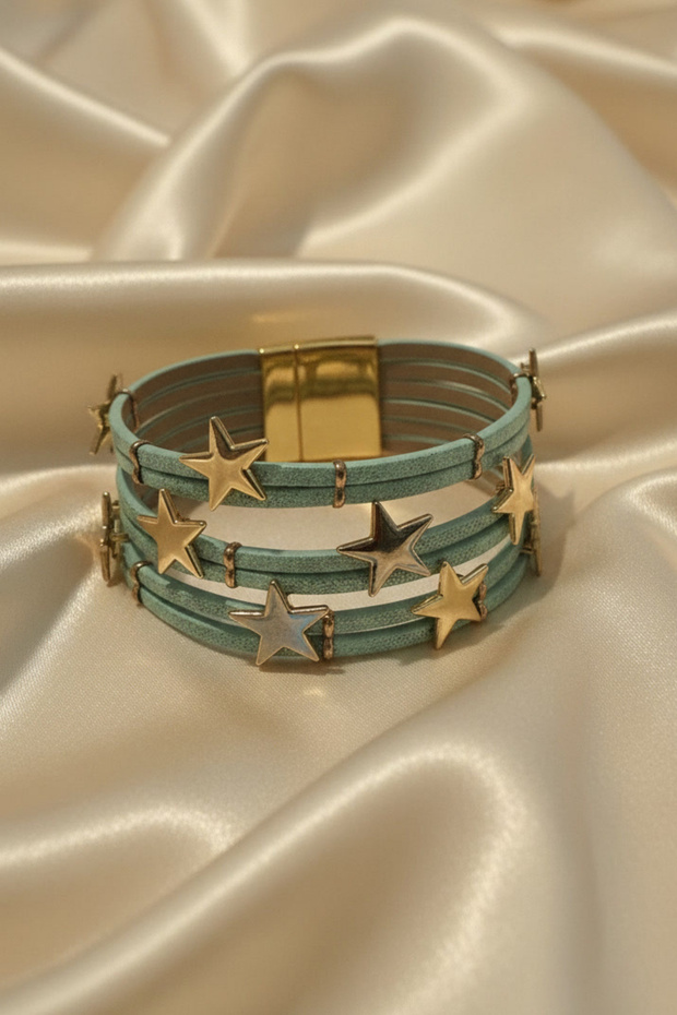Mint Green Gold Color Star Detailed Magnetic Bracelet
