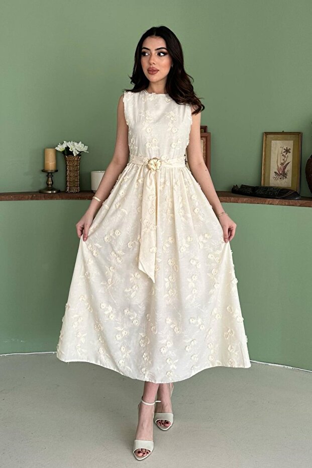 Ecru 3D Brode Detailed Dress