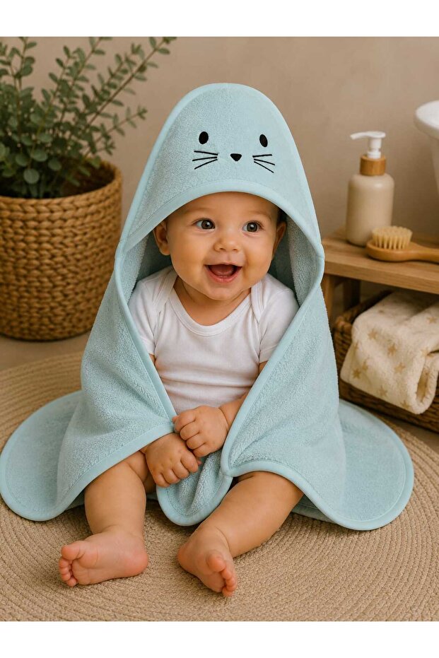 100% Cotton Cat Embroidered Swaddle Baby Bath Towel with Hood