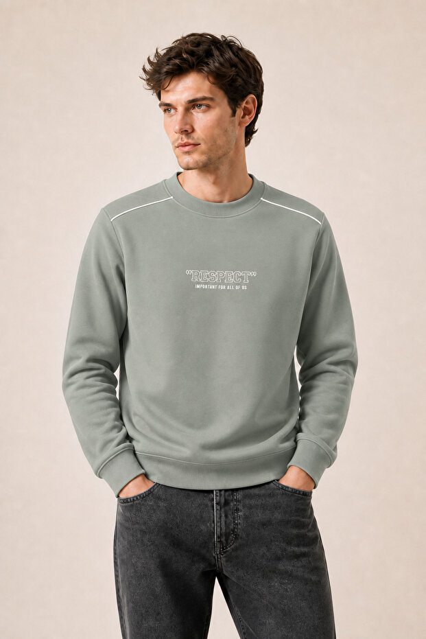 Respect Crew Neck Regular Fit Winter Sweatshirt Mint