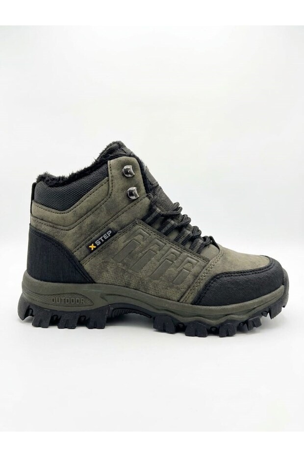 Xstep Men's Non-Slip Sole Water-Resistant Outdoor Winter Boots with Fur Inside X6
