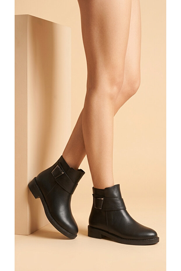 Low Heel Zippered Short Women's Boots with Gold Buckle Detail on the Side