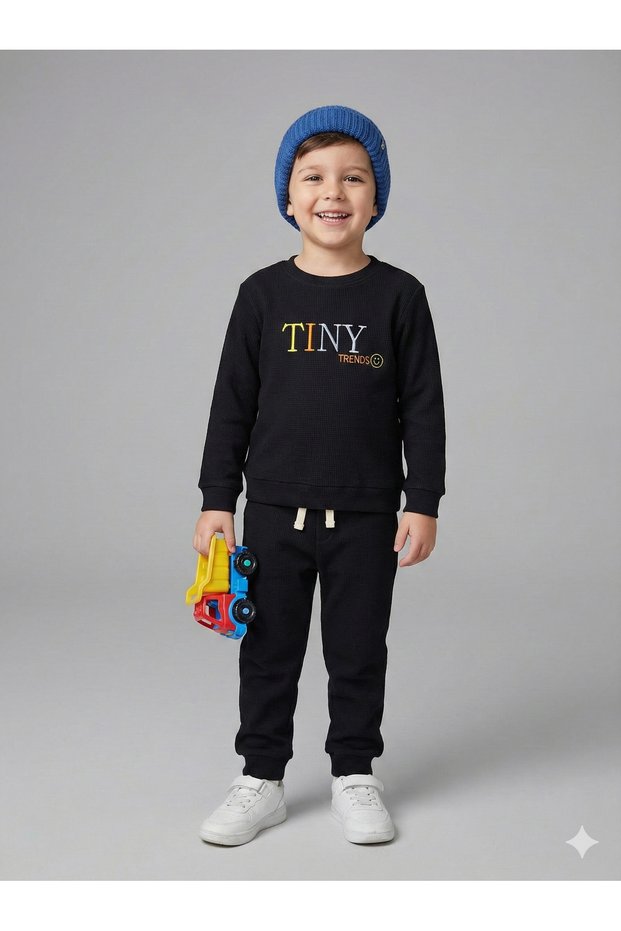 Baby and Child 100% Cotton Letter Embroidered 2-Piece Top and Bottom Set