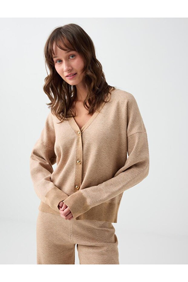 Beige Straight Cut V-Neck Knitwear Cardigan