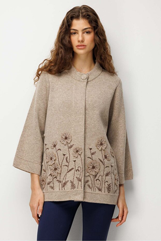 Women's Stand Collar Felt Floral Embroidered Wool Jacket Dark Beige