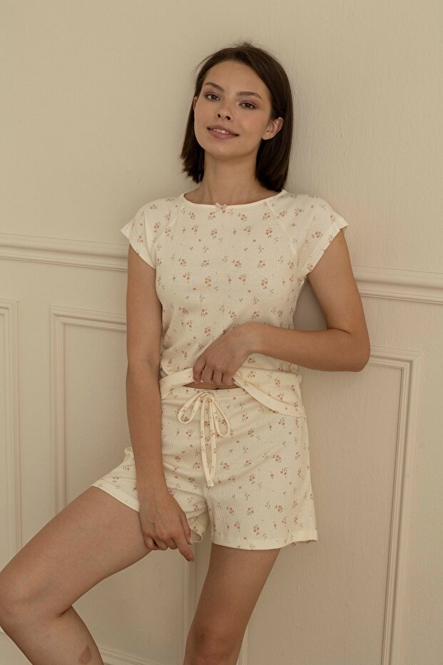 18299 Women's Shorts Set