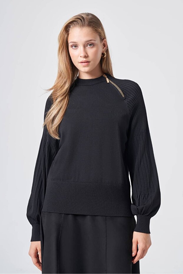205 Zipper Detail Tricot Tunic Black