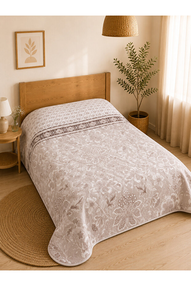 Sarar Double 4 kg Embossed Blanket | 200X240 cm | Soft Texture, Warm and Comfortable