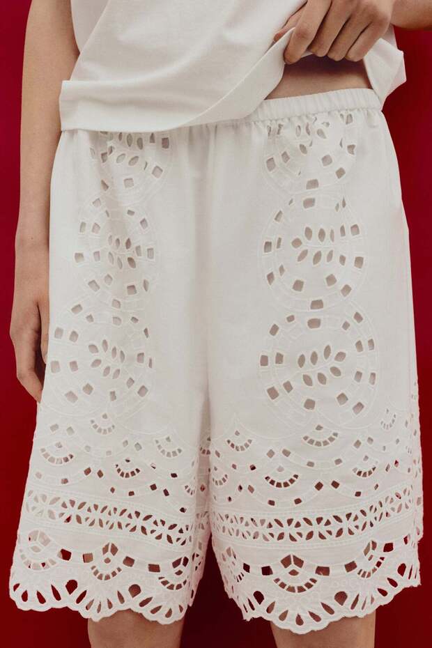 Broderie anglaise shorts