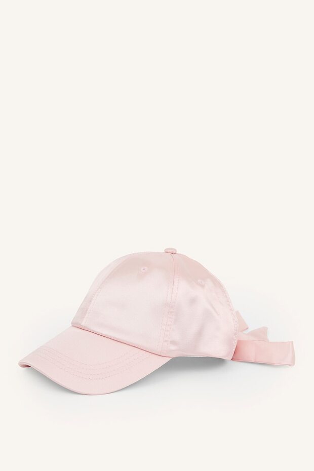 Women's Satin Cap Hat with Ribbon Detail on the Back H6759Ax26Wn