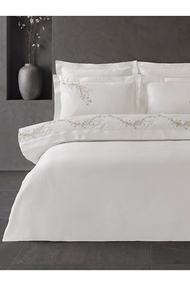 Firenze Embroidered Cotton Satin Double Duvet Cover Set