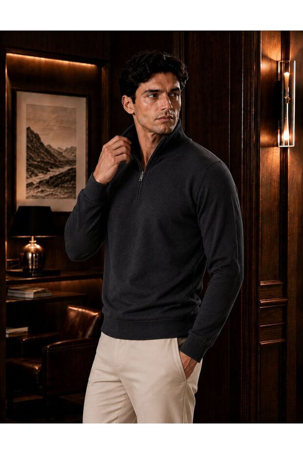 Men's Half-Zip High-Neck Long-Sleeve Sweatshirt