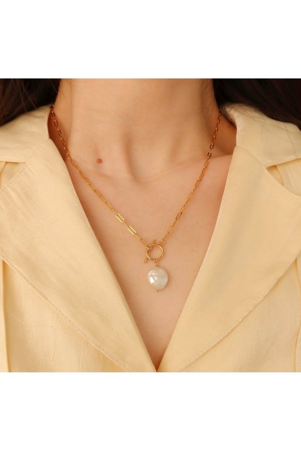Natural Baroque Pearl Steel Necklace with t Lock Detail