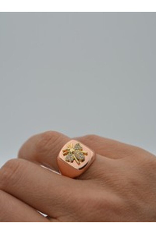 Custom design bee ring - rose -