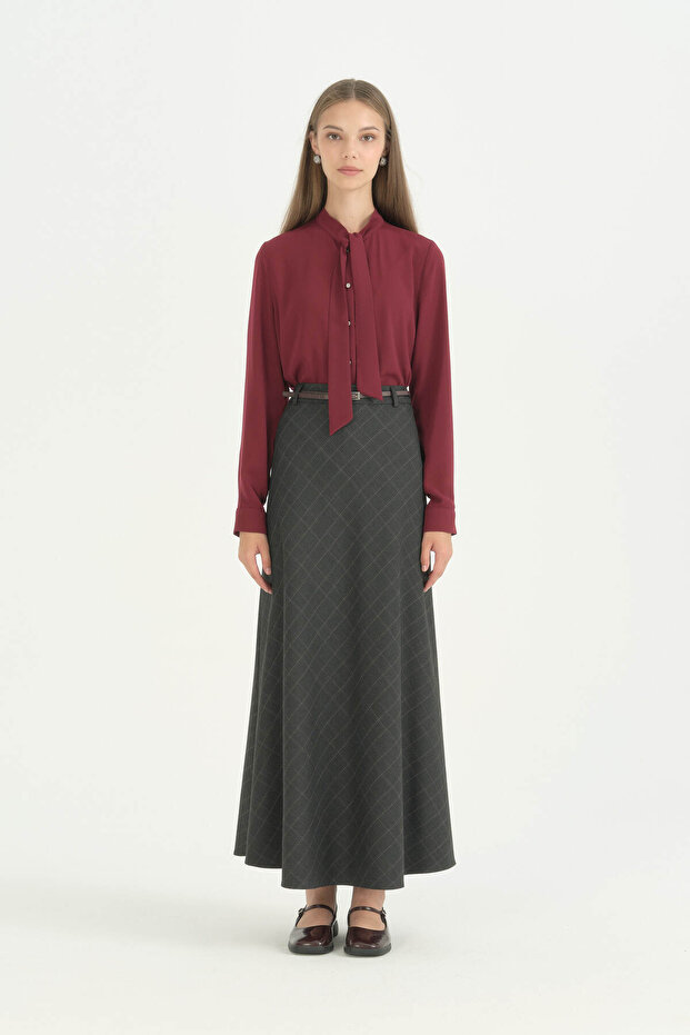 Slit Deep Hemmed/Restrained Skirt - Anthracite