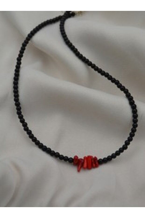 Onyx Coral Stone Necklace - Black -