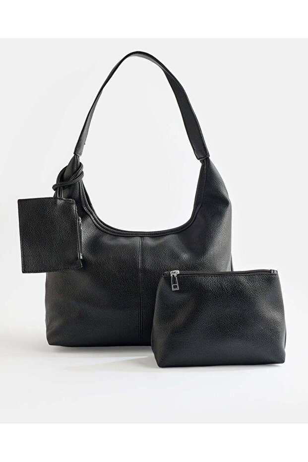 Women Black Pouch Detail Shoulder Bag
