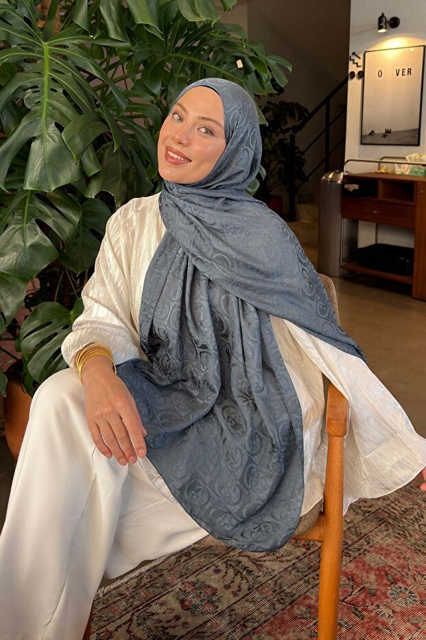 Gg Pattern Ayrobin Floral Jacquard Shawl Smoked
