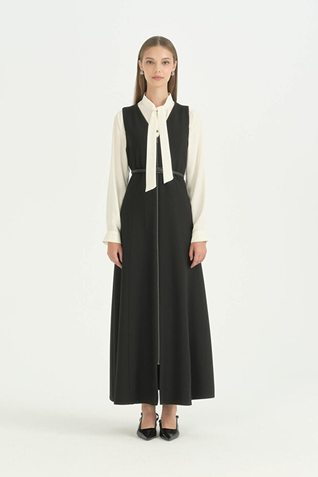 Front Zippered Cupped Gilet Dress - Black