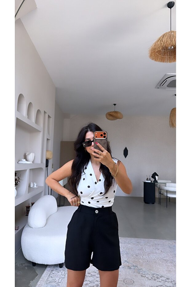Black Linen Premium Belted Shorts