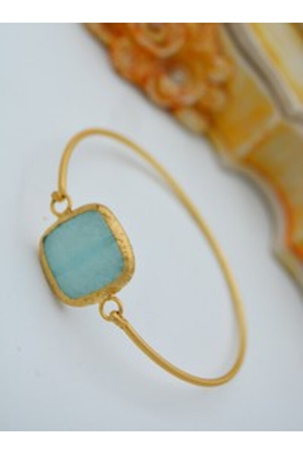 Aquamarine Stone Design Necklace