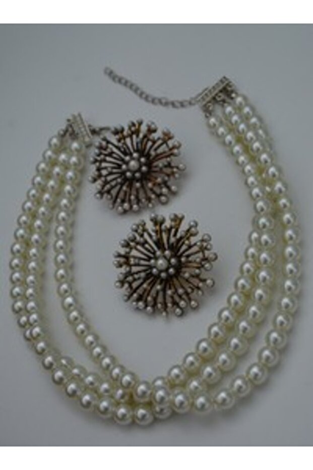 Special Design Choker Necklace and Earring Set - White -