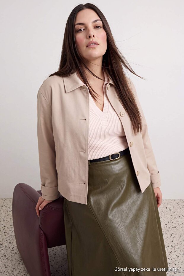 Bej Kapüşonlu Oversize Kısa Büyük Beden Trençkot TWOAW27BM00013