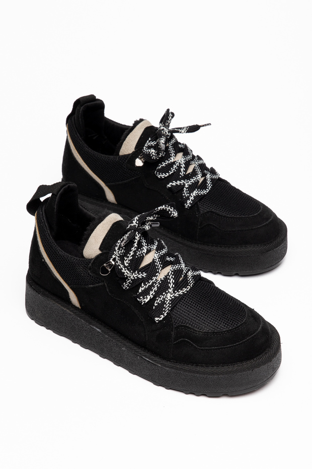 Black Fur Comfortable Lace-Up Women's Sneakers Noble