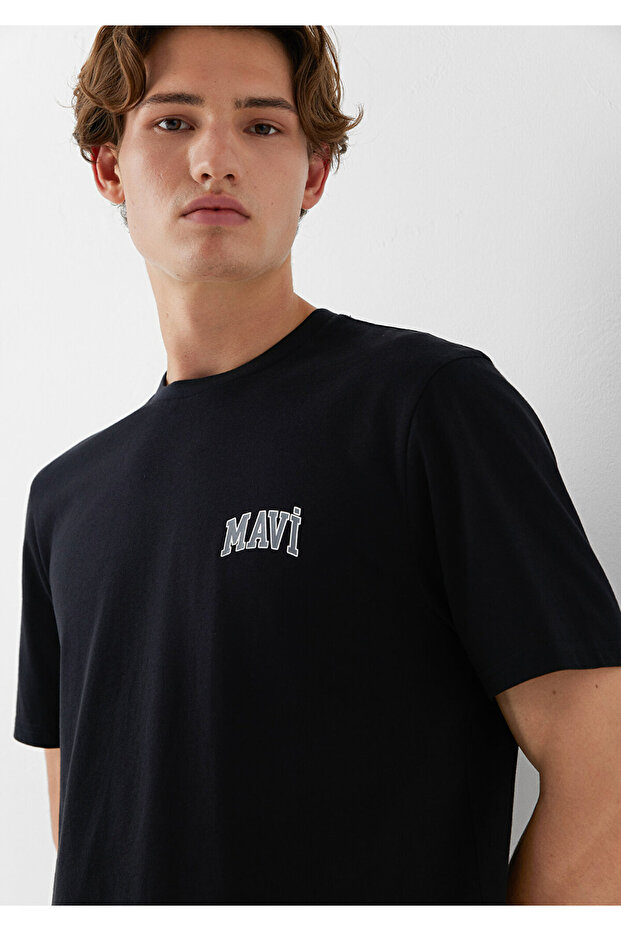 Logo Printed Black T-Shirt Regular Fit / Regular Fit0611714-900