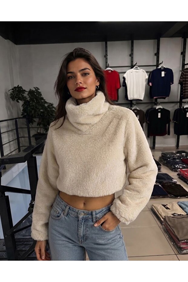 Top Guy Fur Crop
