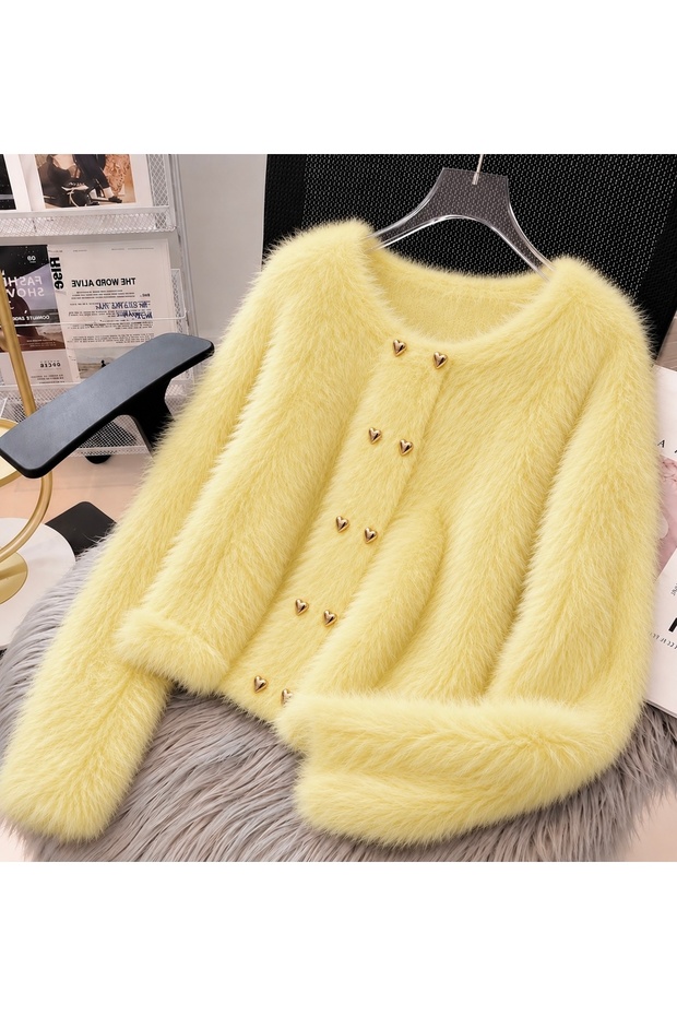 Women's Heart Buttoned Soft Look Knitwear Plush Basic Cardigan