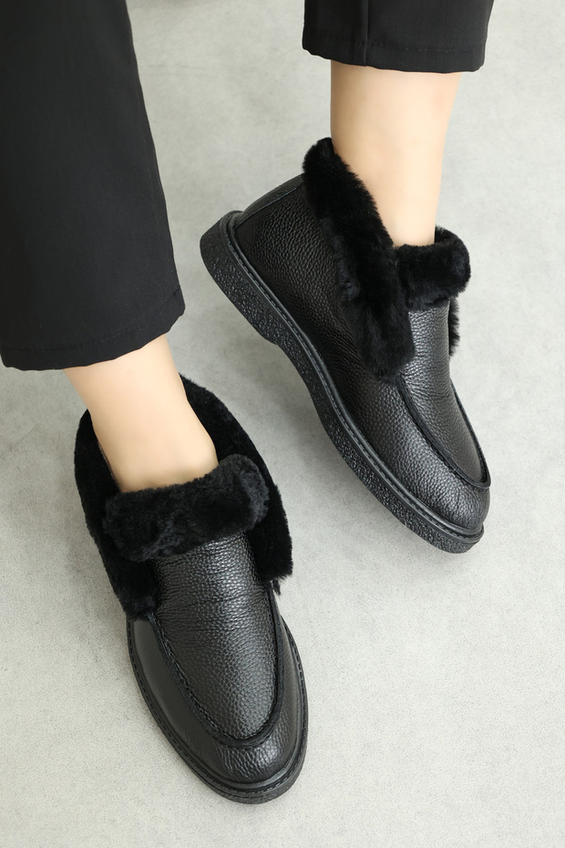 Genuine Leather and Fur Black Floater Women's Classic Boots 733Kza217