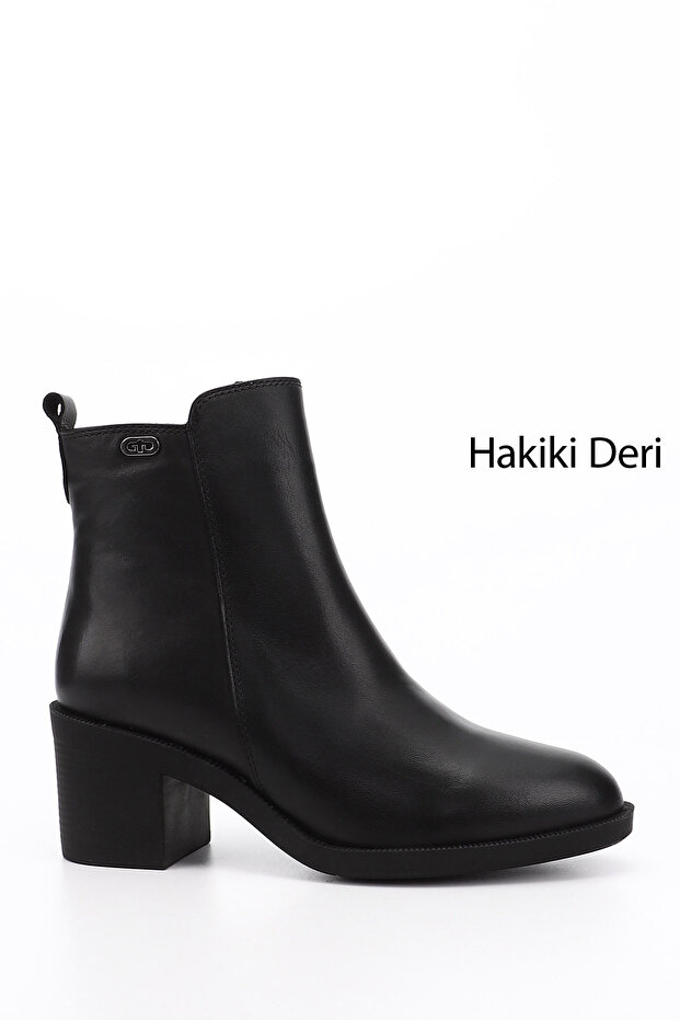Women's Black Zippered Thick Heeled Genuine Leather Boots