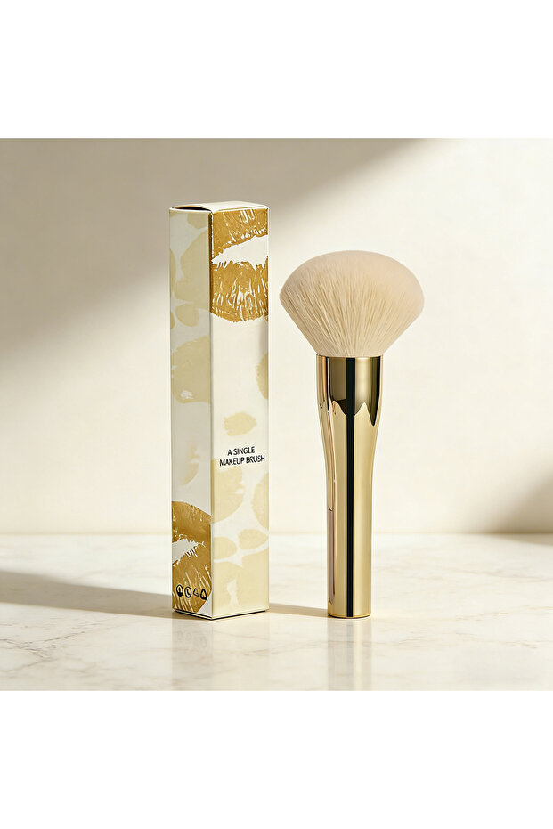 Gold Extra-Large Soft-Bristled Makeup Brush High-Quality Facial Powder Brush Blush Brush for Effortl