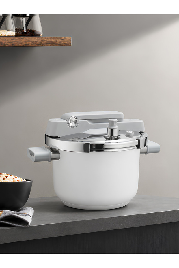 Smart (Safety+) Pressure Cooker Mega Pro series 5L/ M-050, Stainless steel 304, Induction based.