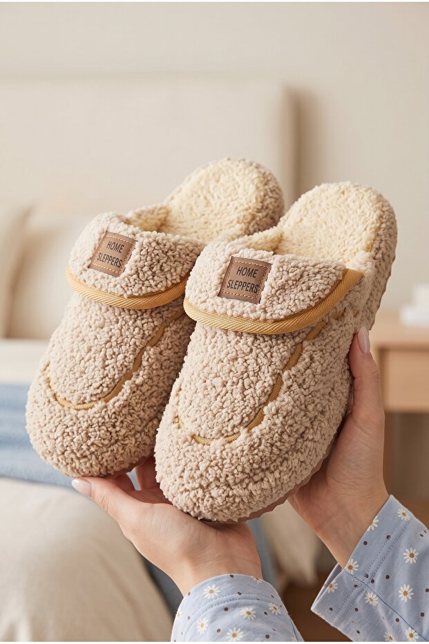 Women's Patterned Plush Non-Slip Lightweight Sole Furry Slippers House Slippers