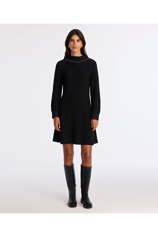 A Form Boat Neck Long Sleeve Dress