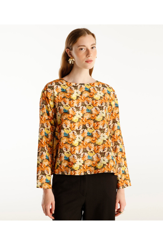 Grosgrain Detailed Blouse