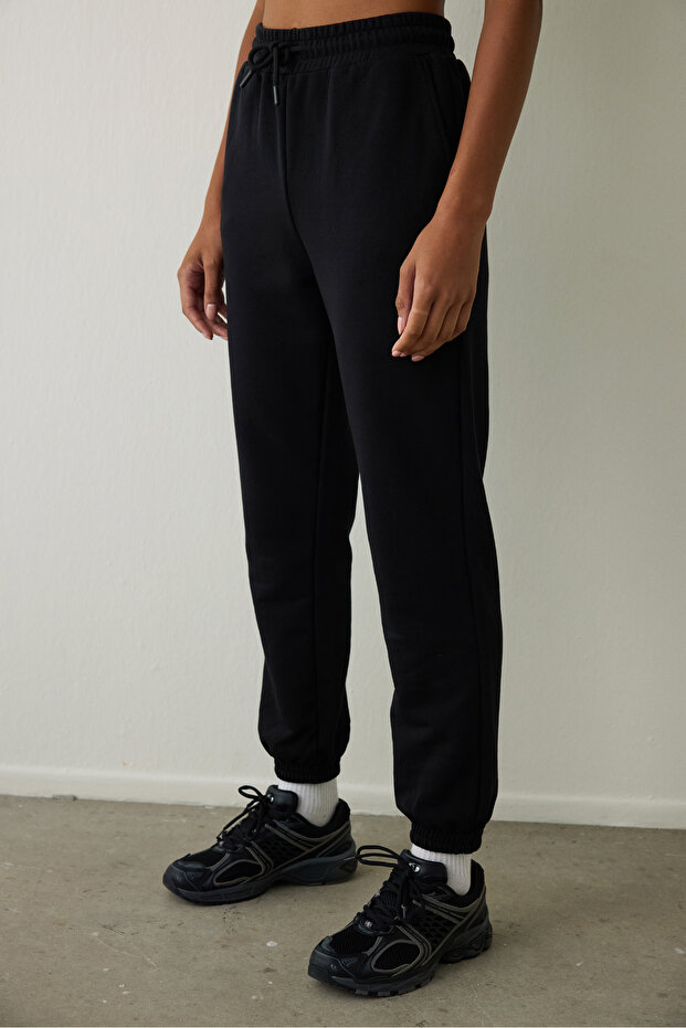 Black High Waist Lace-Up Jogger Sweatpants